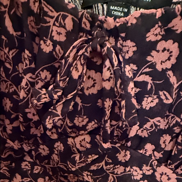 Francesca’s NWT Floral Off Shoulder Mini Dress Small Romantic Boho - Picture 5 of 10